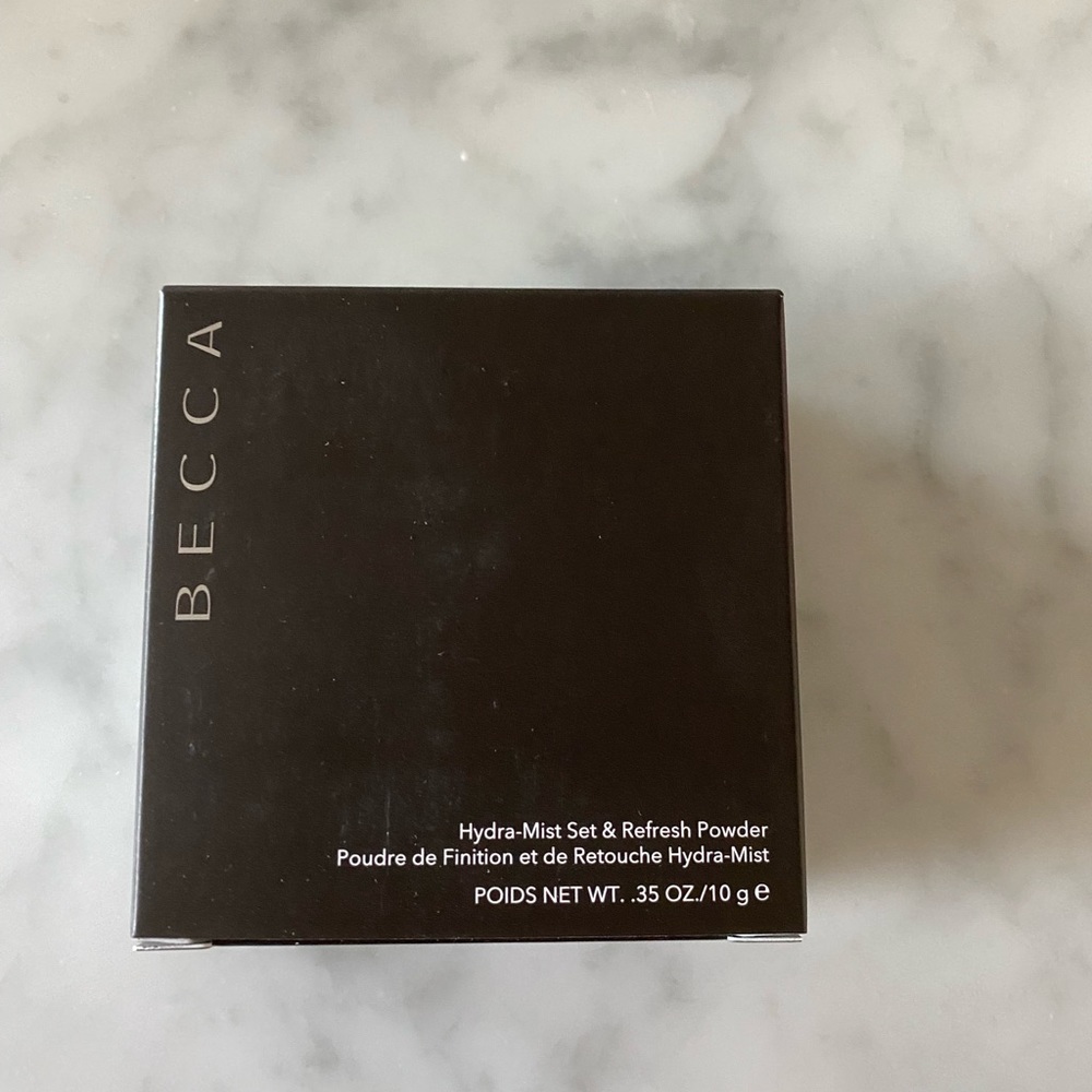Brand New in box, Becca cosmetics, hydra-mist set and refresh setting powder
